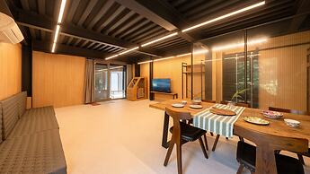 Gwangju Chez Pompom Dokchae Poolvilla
