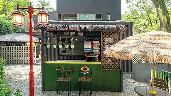 Gwangju Chez Pompom Dokchae Poolvilla