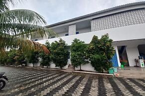OYO 94103 Sands Residence Ii