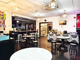 Salaam Suites Hotel