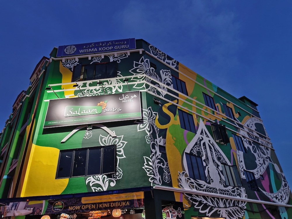 Salaam Suites Hotel