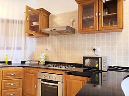 Eden Beach Resort Apartments