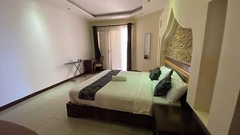 Eden Beach Resort Apartments