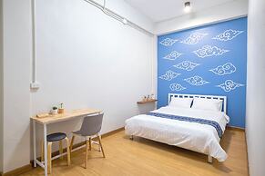 BED Friends Poshtel