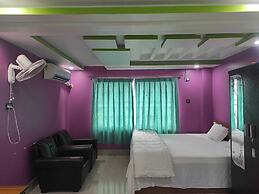 Raj Hotel