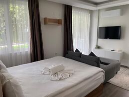 Sorta Hotel