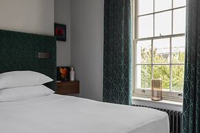 New Kent Road by Onefinestay