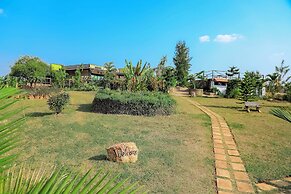 Banana Eco Resort