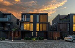 Luxury Mansion in Aldea Zama
