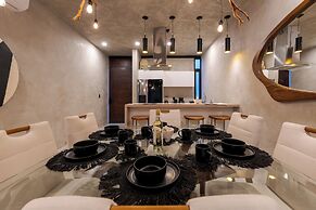 Luxury Mansion in Aldea Zama