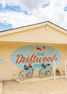 Driftwood Motel