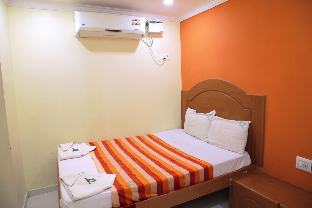 FERDIN HOME STAY