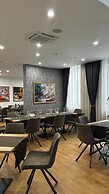 Blue Star Luxury Hotel