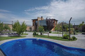 RIS Signature Villa Zovuni