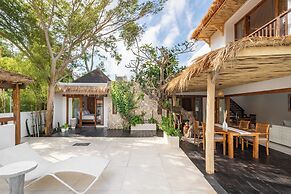 Peaceful Luxe Villa near Beach in Pecatu