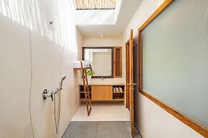 Peaceful Luxe Villa near Beach in Pecatu