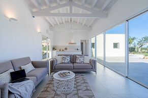 Villa Ophelia Stunning Pool