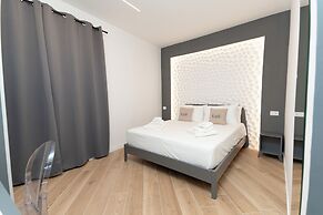 Kira Suite and Rooms