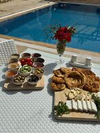 MARYY'İNN HOTEL