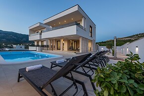 Villa Malusy