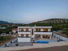 Villa Malusy