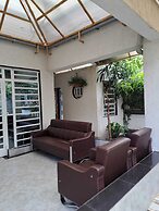 Lux Suites Utawala Private Residence