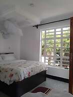 Lux Suites Utawala Private Residence