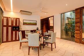 Aster by Hireavilla - 3BR w Private Pool in Parra