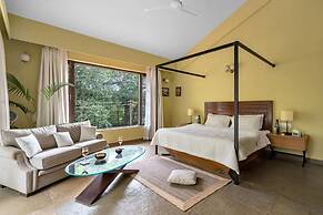 4BR w Pool in Morjim - Villa Corsa by Hireavilla