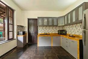 4BR w Pool in Morjim - Villa Corsa by Hireavilla