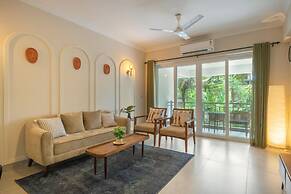 Irene Altezza by Hireavilla - 1BR w Pool Pilerne