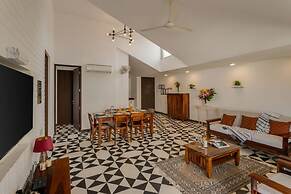 2BR w Rooftop Pool in North Goa Close to Beaches
