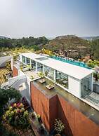 2BR w Rooftop Pool in North Goa Close to Beaches