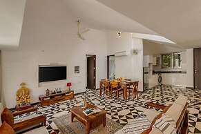 2BR w Rooftop Pool in North Goa Close to Beaches