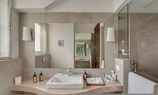 2BR w Rooftop Pool in North Goa Close to Beaches