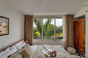 2BR w Rooftop Pool in North Goa Close to Beaches
