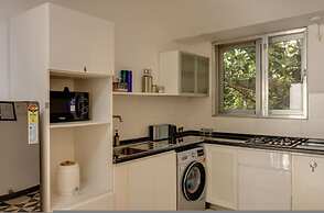 2BR w Rooftop Pool in North Goa Close to Beaches