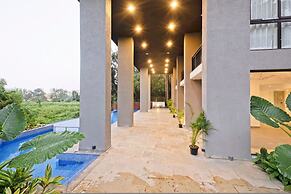 Sol Banyan by Hireavilla - 2BR w Pool in Candolim