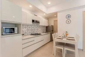 1BR Apt in Candolim With Pool 5 Mins From Beach