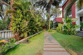 1BR Apt in Candolim With Pool 5 Mins From Beach