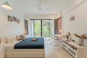 1BR Apt in Candolim With Pool 5 Mins From Beach