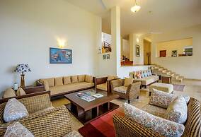 Hilltop Villa With Pool River View Whitehouse