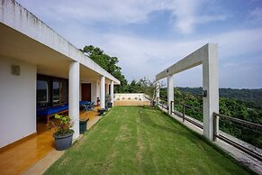 Hilltop Villa With Pool River View Whitehouse