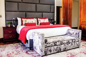 ONE O EIGHT BOUTIQUE HOTEL
