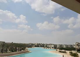 Whispering Waters, Two Bedroom With a Garden, Azha