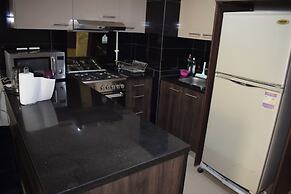 Whispering Waters, Two Bedroom With a Garden, Azha