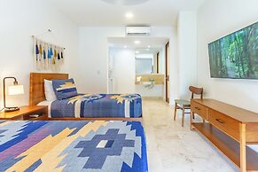 Tropical Retreat Pools Golf Gym