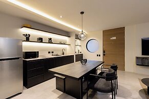 Spot Building