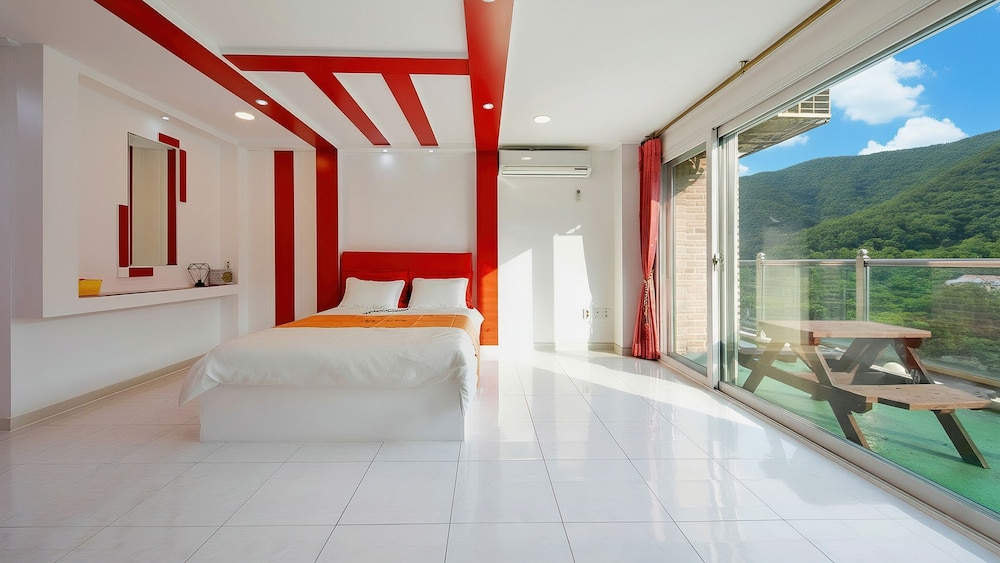 Gapyeong Newcastle Pension