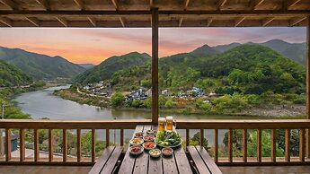 Gapyeong Newcastle Pension